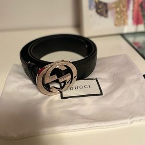 GUCCI Signature Leather Belt (Size 105) Authentic